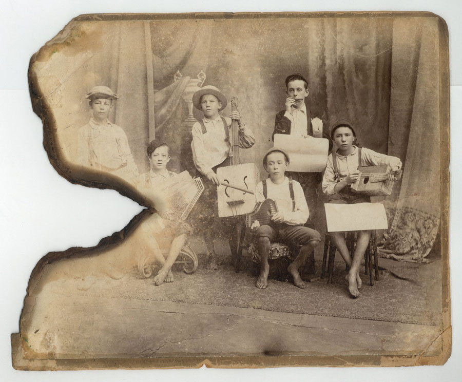 Kazoo Horns, Bazookas, and Slow Drag Box Guitars and Homemade